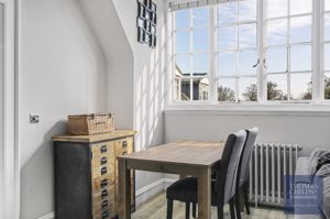 Photo 9- click for photo gallery